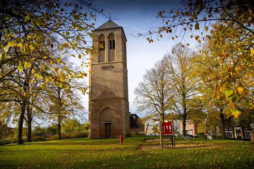 Oude toren Puiflijk